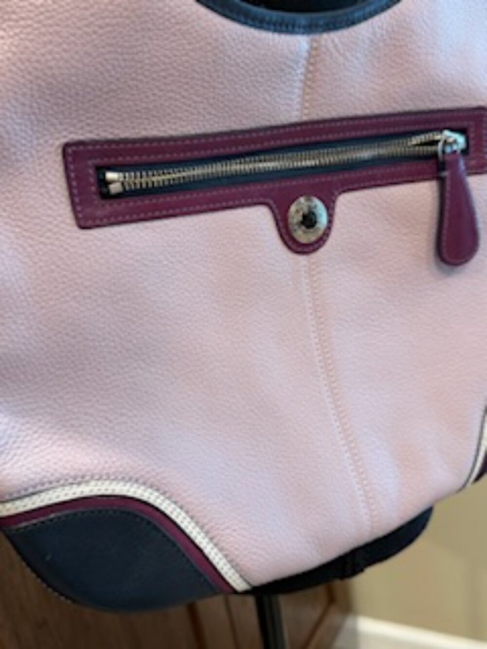 Coach Tri-Color Leather Hobo Shoulder Bag – Pink/Burgundy/Navy - Picture 3 of 8